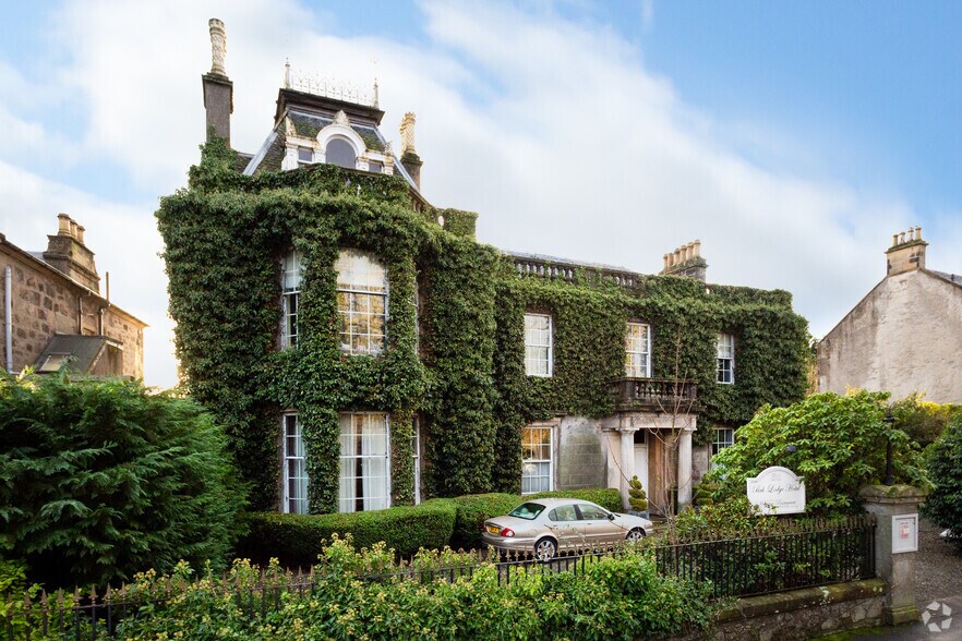 32 Park Ter, Stirling for sale - Primary Photo - Image 1 of 1