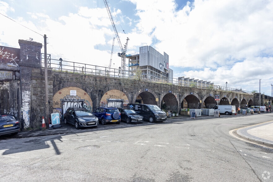 Oxford St, Bristol to rent - Building Photo - Image 2 of 2