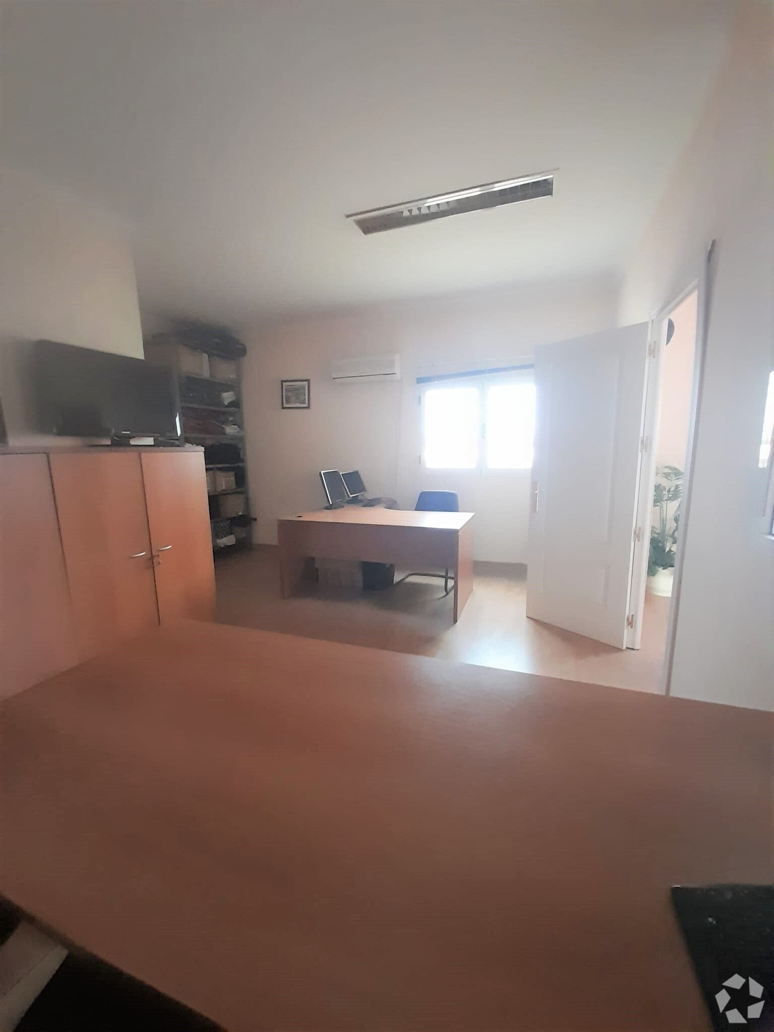 Retail in Arganda del Rey, Madrid to rent Interior Photo- Image 1 of 7