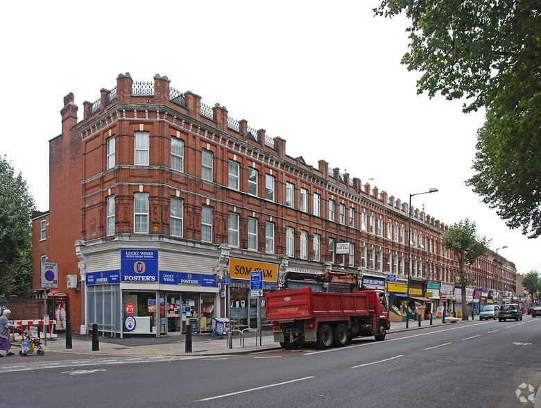119 Cricklewood Broa, London NW2 3JG UK