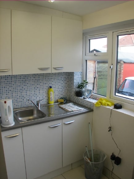 263 Oakleigh Rd N, London to rent - Interior Photo - Image 2 of 4