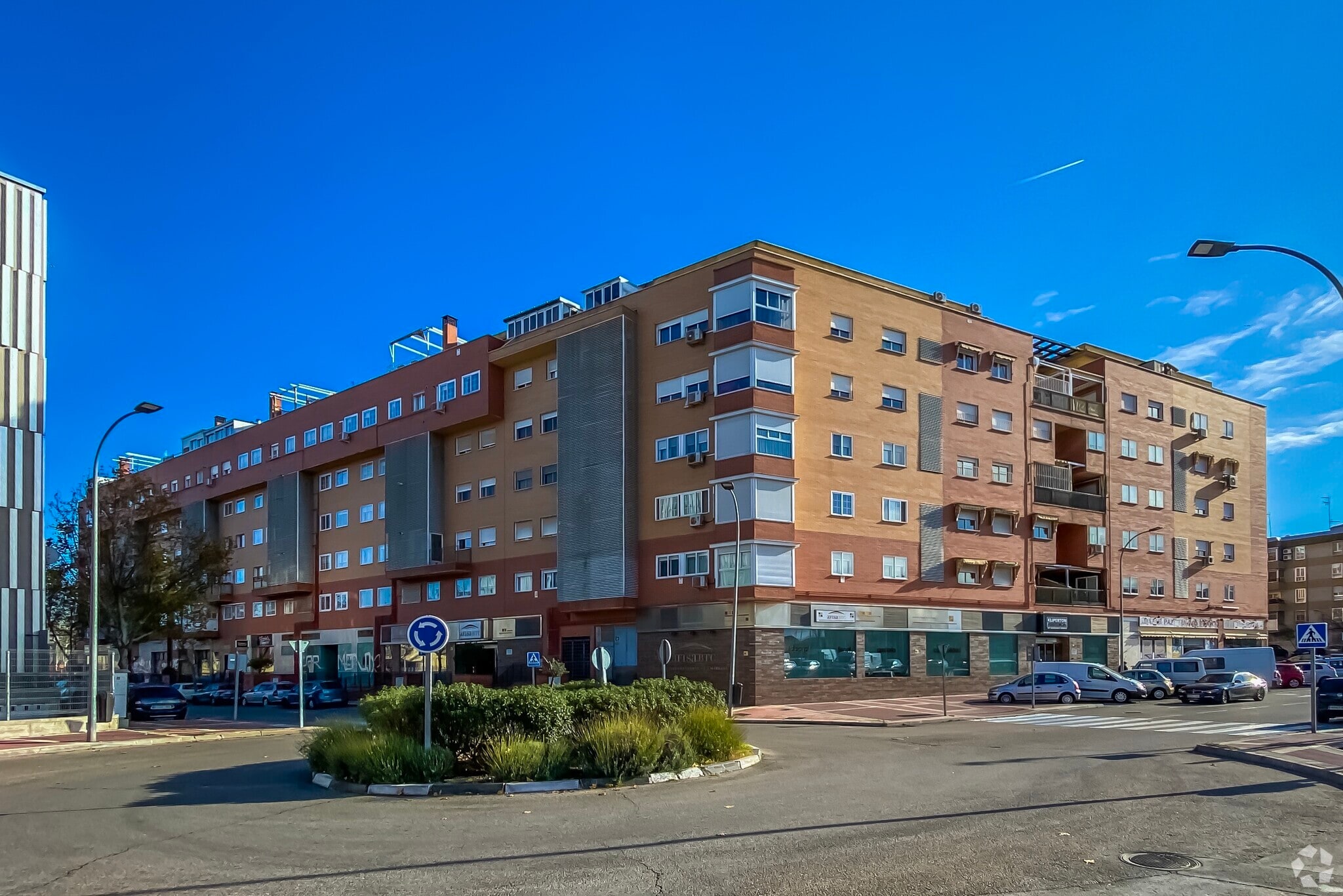 Calle Villaverde, 2, Parla, Madrid for sale Primary Photo- Image 1 of 1