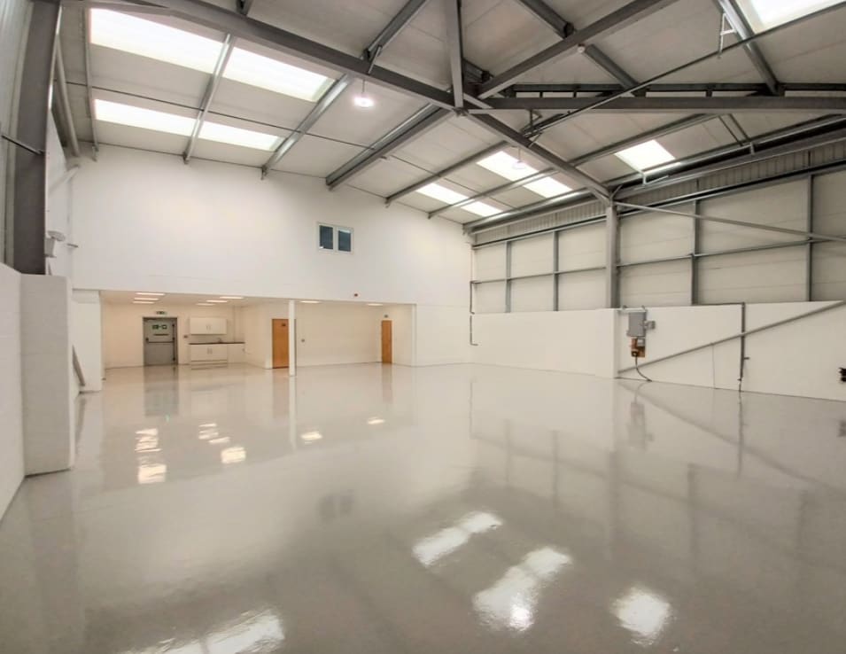 19 Commerce Way, Croydon to rent Interior Photo- Image 1 of 5