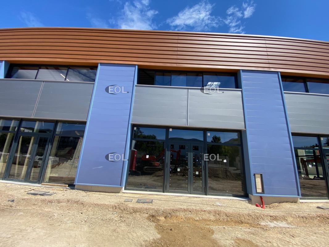 Light Industrial in Roquevaire to rent Building Photo- Image 1 of 6