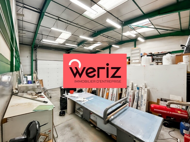 Light Industrial in Gémenos to rent - Primary Photo - Image 2 of 6