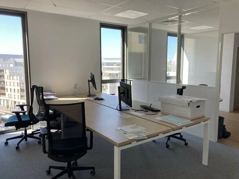 Office in Bordeaux to rent - Building Photo - Image 3 of 16