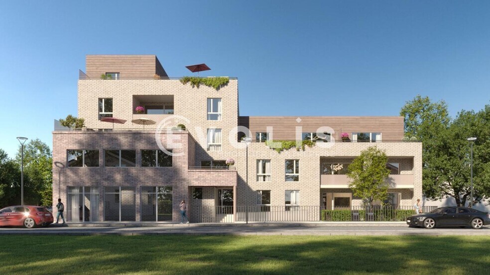 Light Industrial in Fresnes for sale - Building Photo - Image 1 of 6