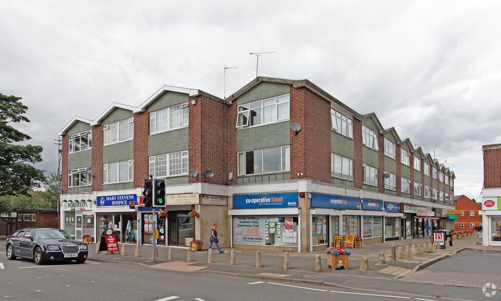 17 Albion Para, Kingswinford for sale - Primary Photo - Image 1 of 1