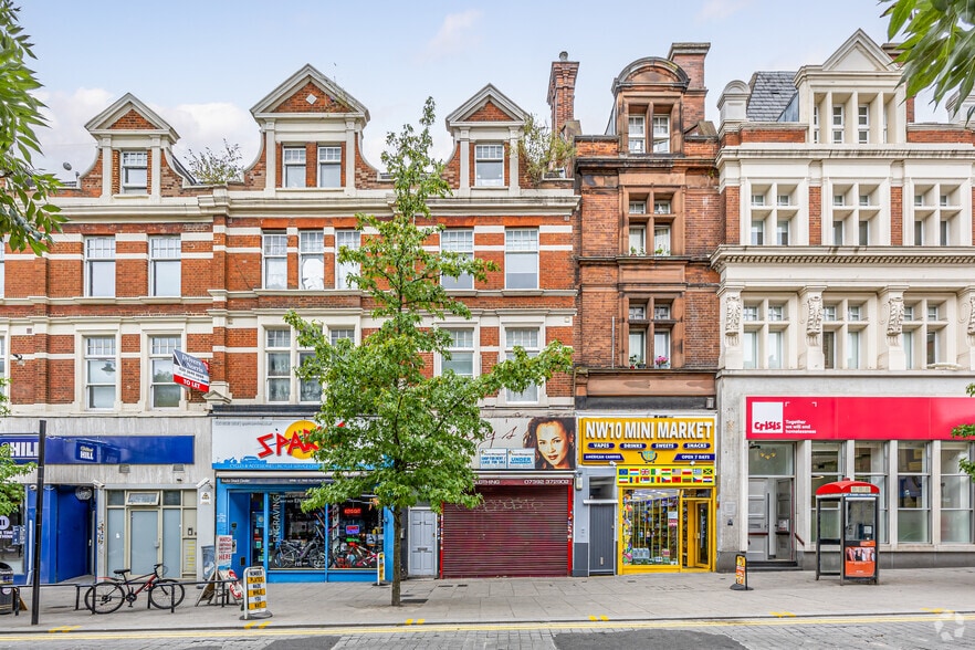 4 High St, London for sale - Primary Photo - Image 1 of 1