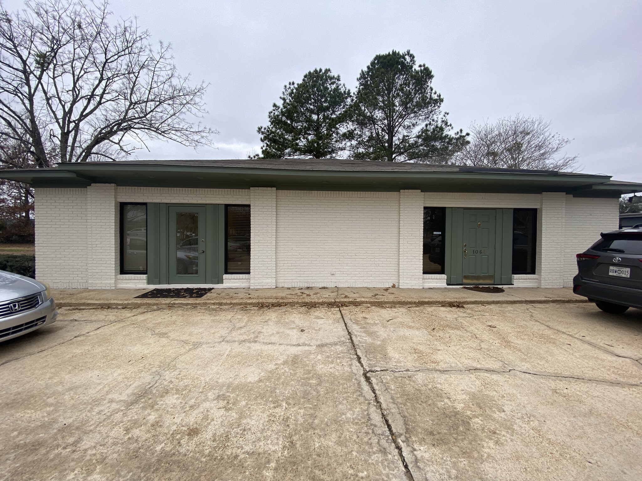 106 Office Park Dr, Brandon, MS for sale Building Photo- Image 1 of 13