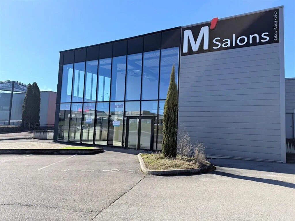 Location Commerce 556 m² - Photo 1