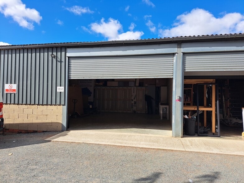 Great Ln, Clophill to rent - Building Photo - Image 2 of 2