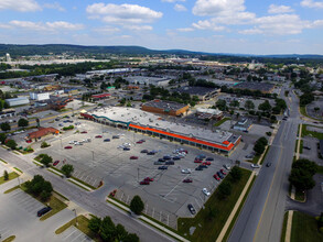 2300 E Market St, York, PA for rent Building Photo- Image 1 of 2