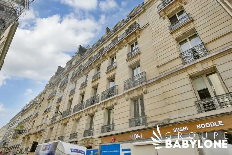 Location Bureaux 173 m² - Photo 1