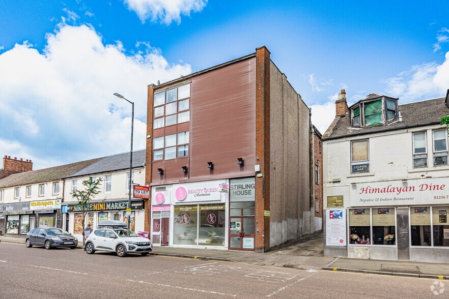 82-86 Stirling St, Airdrie to rent - Primary Photo - Image 1 of 2