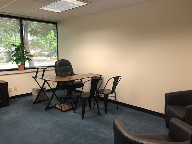 404 N 31st St, Billings, MT to rent Interior Photo- Image 1 of 2