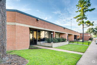 6801 Portwest Dr, Houston, TX for rent Building Photo- Image 1 of 5