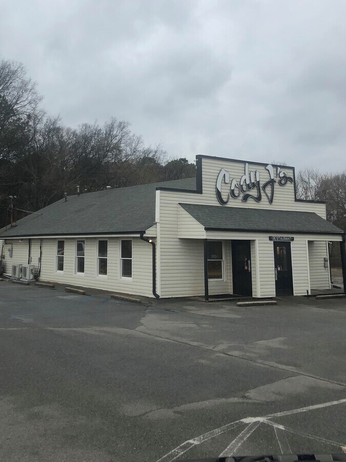 675 S Erwin St, Cartersville 30120 UK