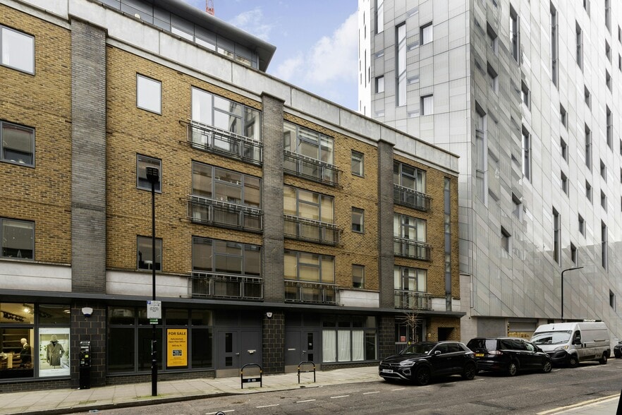 78 Britannia Walk, London to rent - Building Photo - Image 3 of 10