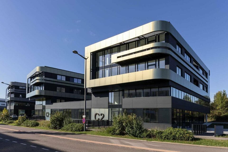 Office in Limonest for sale Building Photo- Image 1 of 13