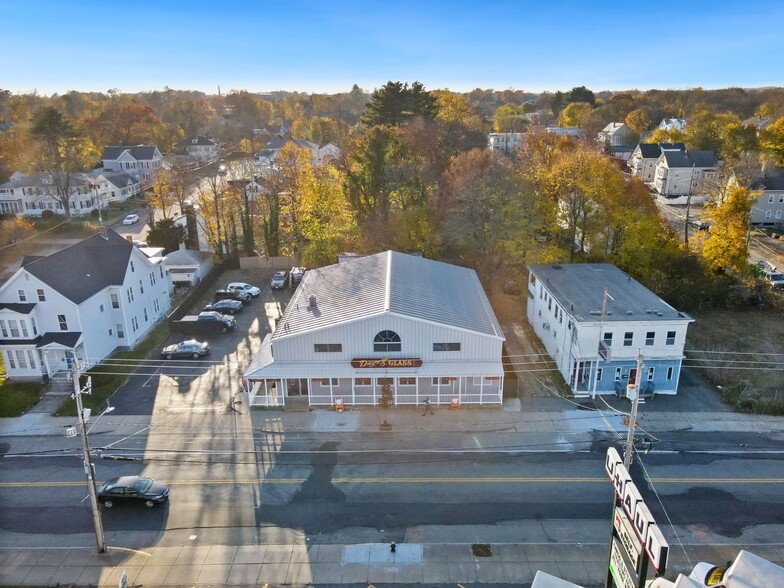 658 N Main St, Brockton, MA for rent - Building Photo - Image 2 of 51