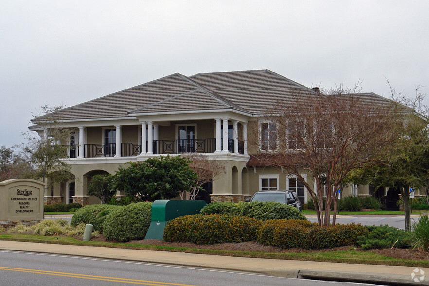 4393 Commons Dr E, Destin, FL for rent - Primary Photo - Image 1 of 6