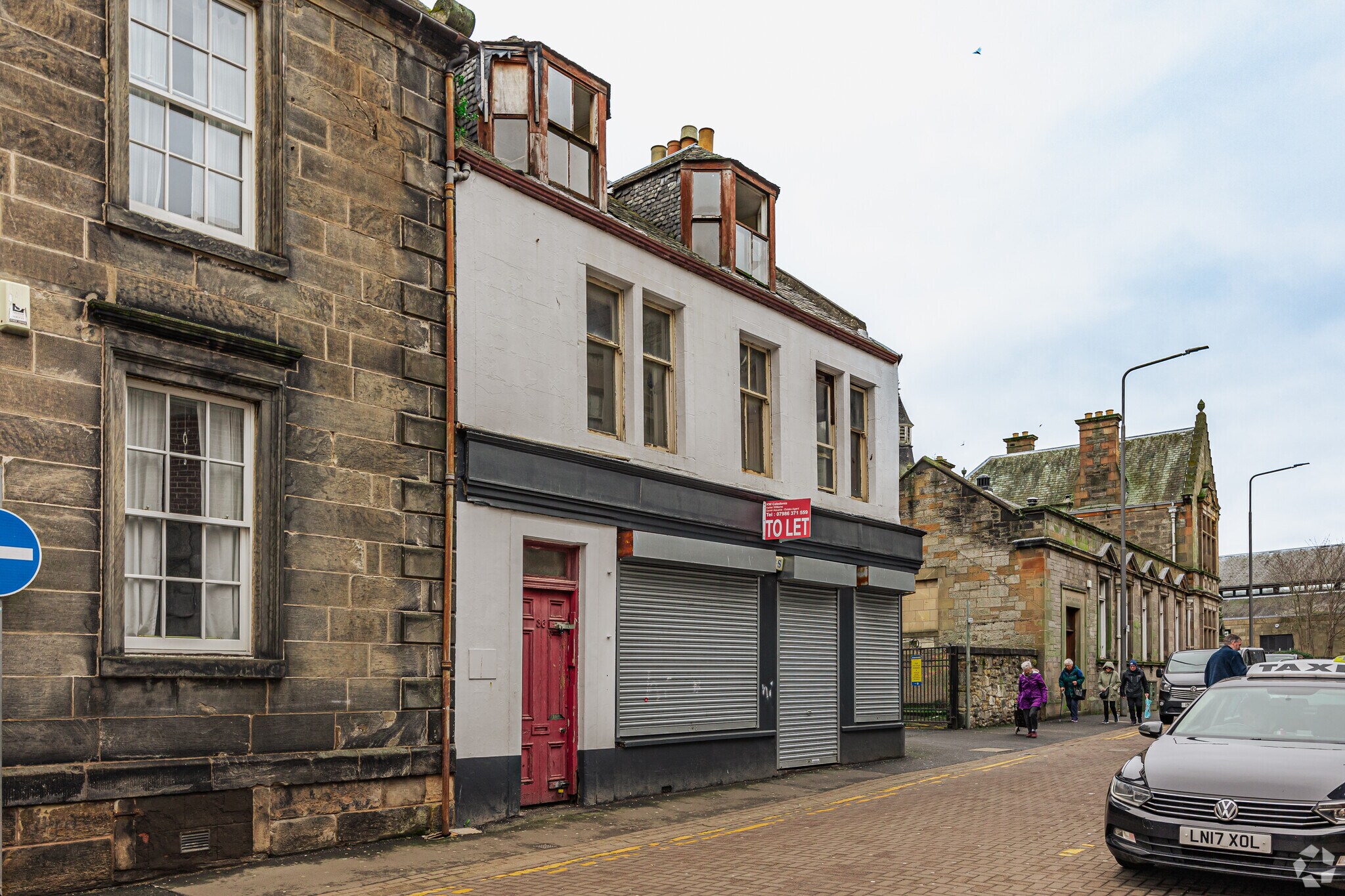 36-38 Queen Anne St, Dunfermline for sale Primary Photo- Image 1 of 1