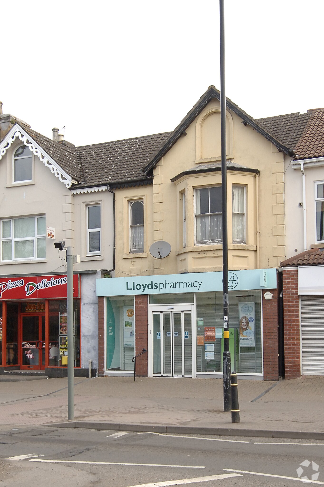 39 Clifton Rd, Rugby for sale Primary Photo- Image 1 of 1