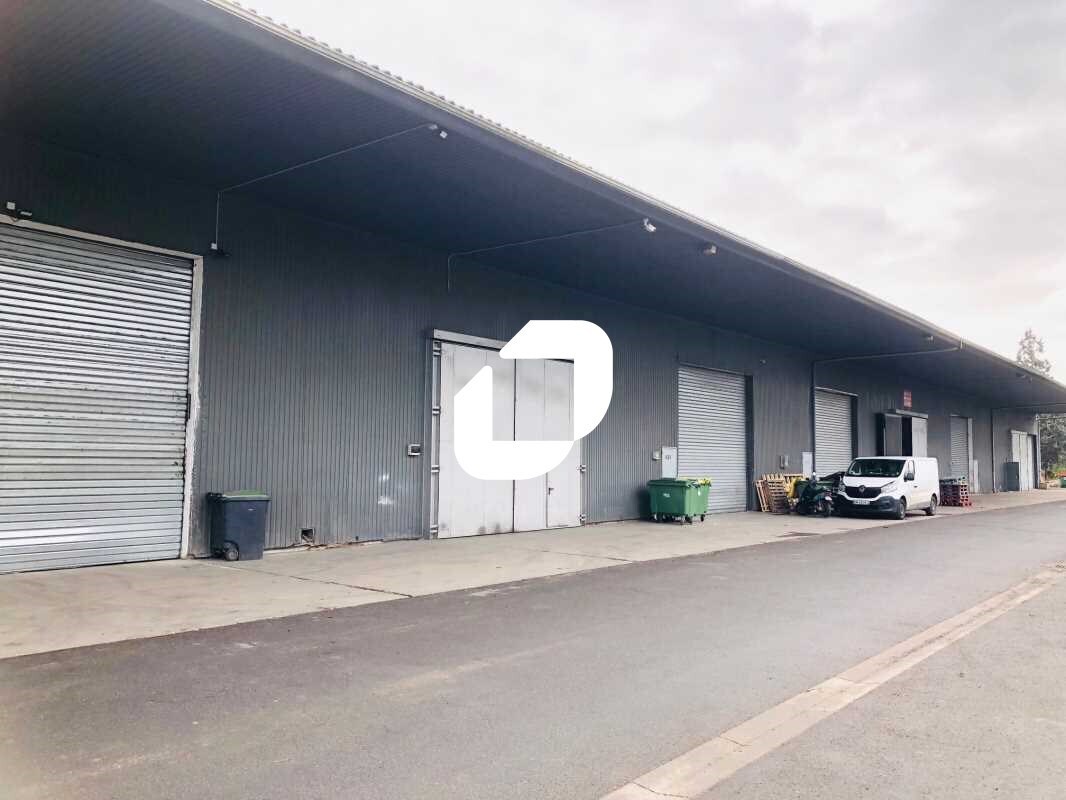 Light Industrial in Saint-Germain-lès-Arpajon to rent Building Photo- Image 1 of 7