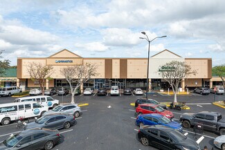 More details for 6702-6900 N University Dr, Tamarac, FL - Retail to Rent
