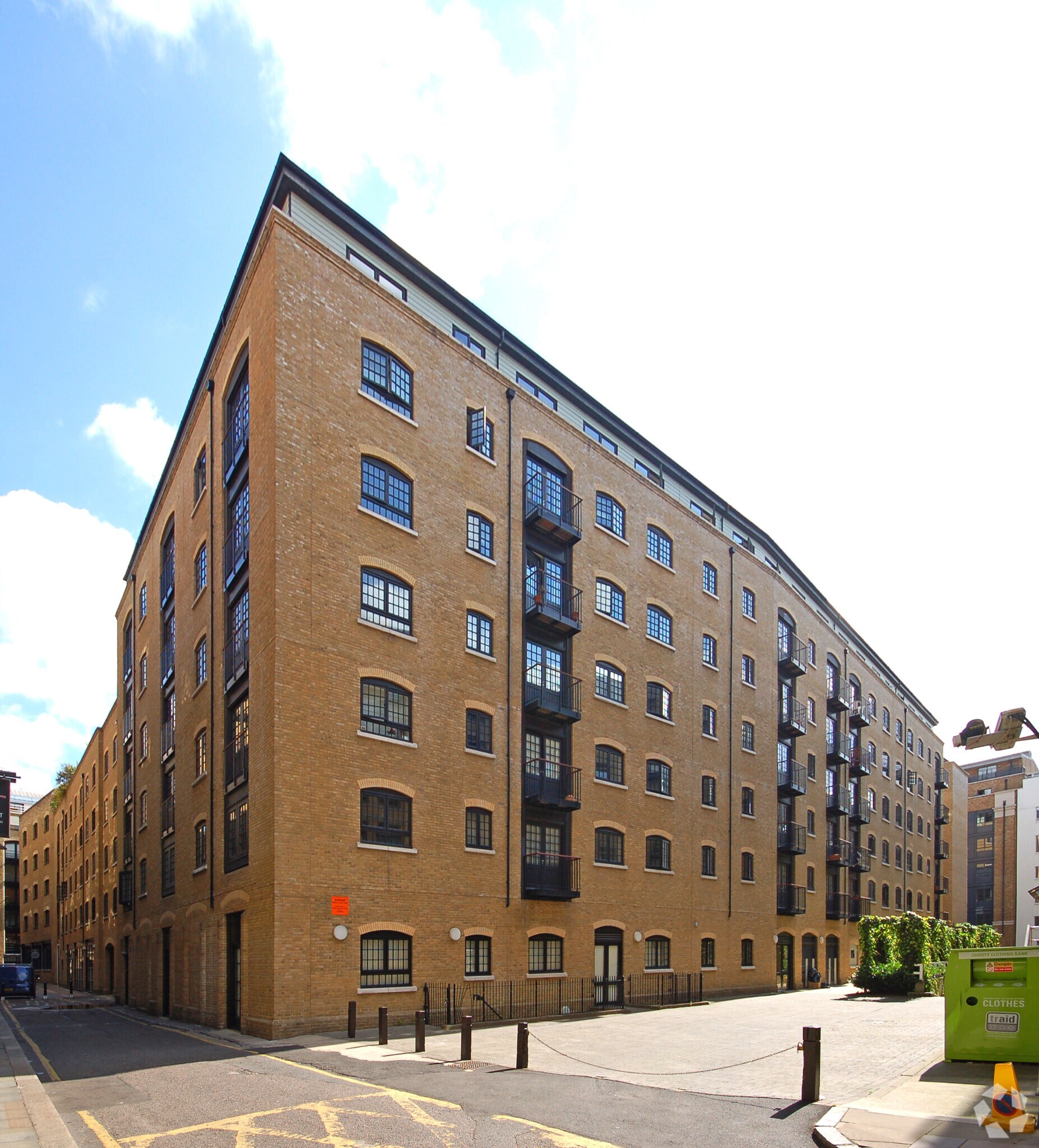 32-34 Lafone St, London for sale Primary Photo- Image 1 of 1