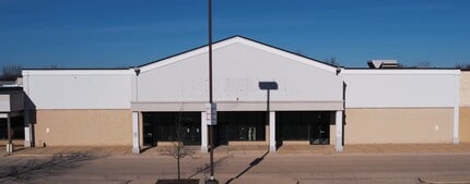 1200-1620 W 75th St, Downers Grove, IL to rent Building Photo- Image 1 of 5