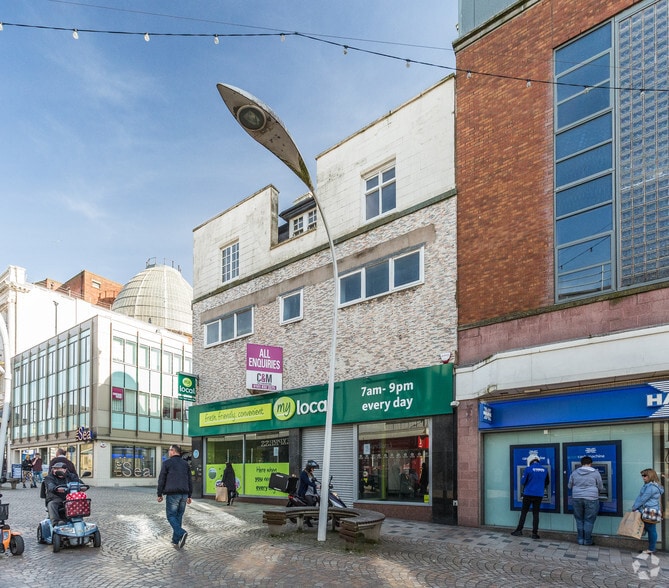 73-75 Church St, Blackpool for sale - Building Photo - Image 3 of 7