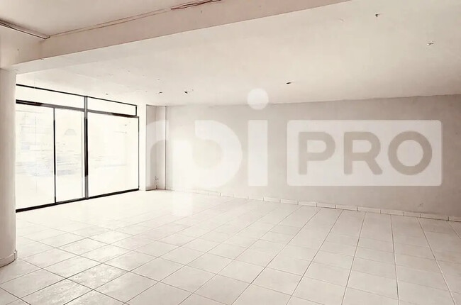 Location Bureaux 170 m²