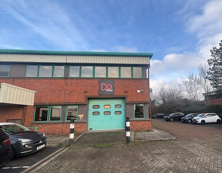 Perrywood Business Park, Redhill to rent Building Photo- Image 1 of 3