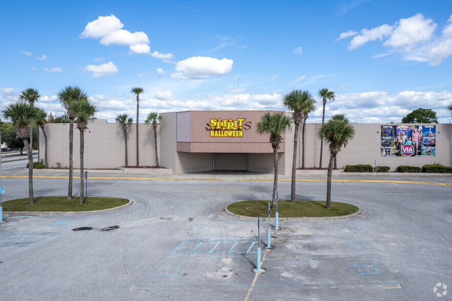 10401 US Hwy 441, Leesburg, FL for rent - Building Photo - Image 2 of 17