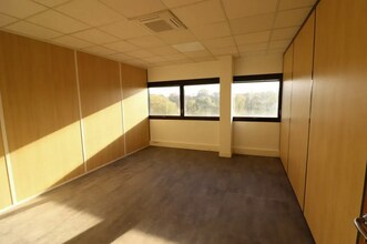 102 Boulevard Heloise, Argenteuil to rent Interior Photo- Image 2 of 3