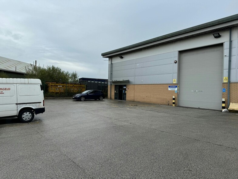 Heron Business Park, Tan House Ln, Widnes to rent - Building Photo - Image 2 of 14