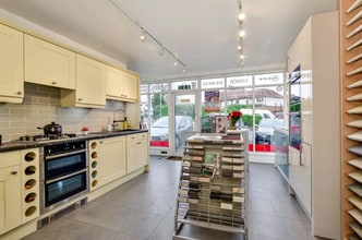 51-53 Donkin Hl, Reading to rent Interior Photo- Image 2 of 5