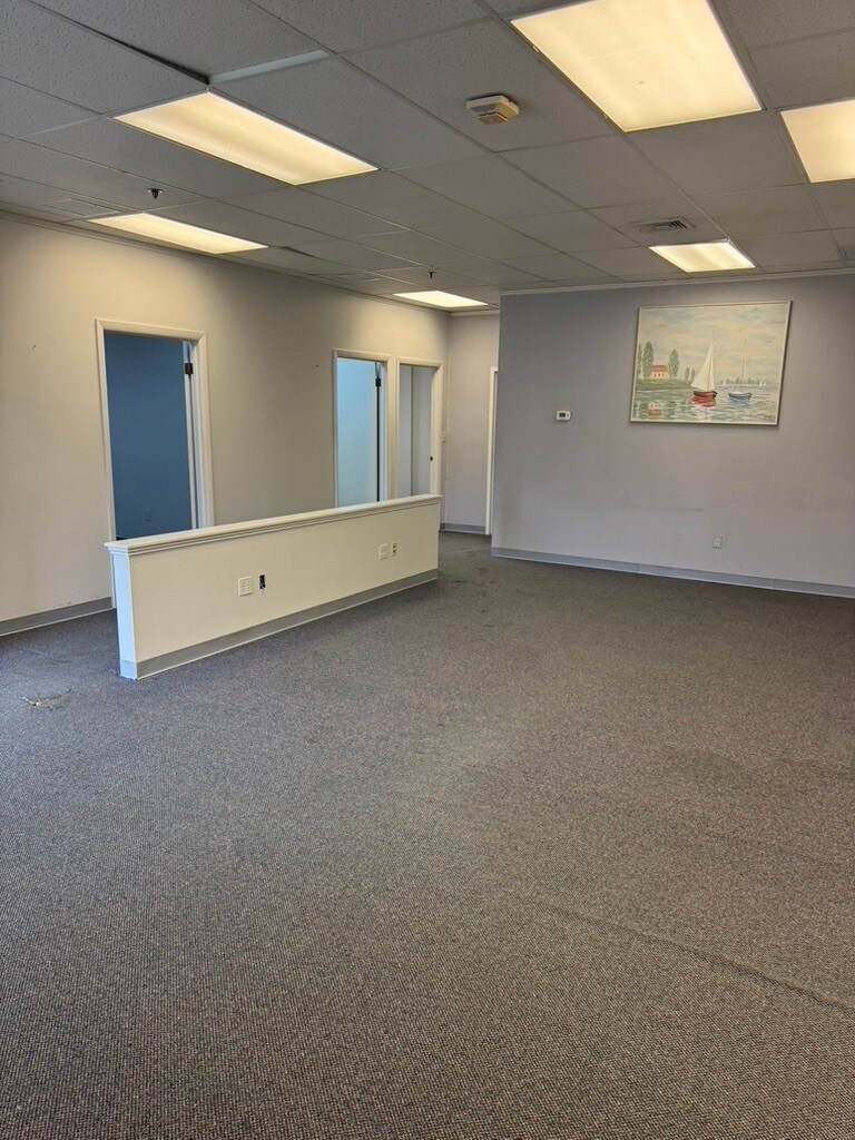 25-53 Capital Dr, West Springfield, MA to rent Building Photo- Image 1 of 6