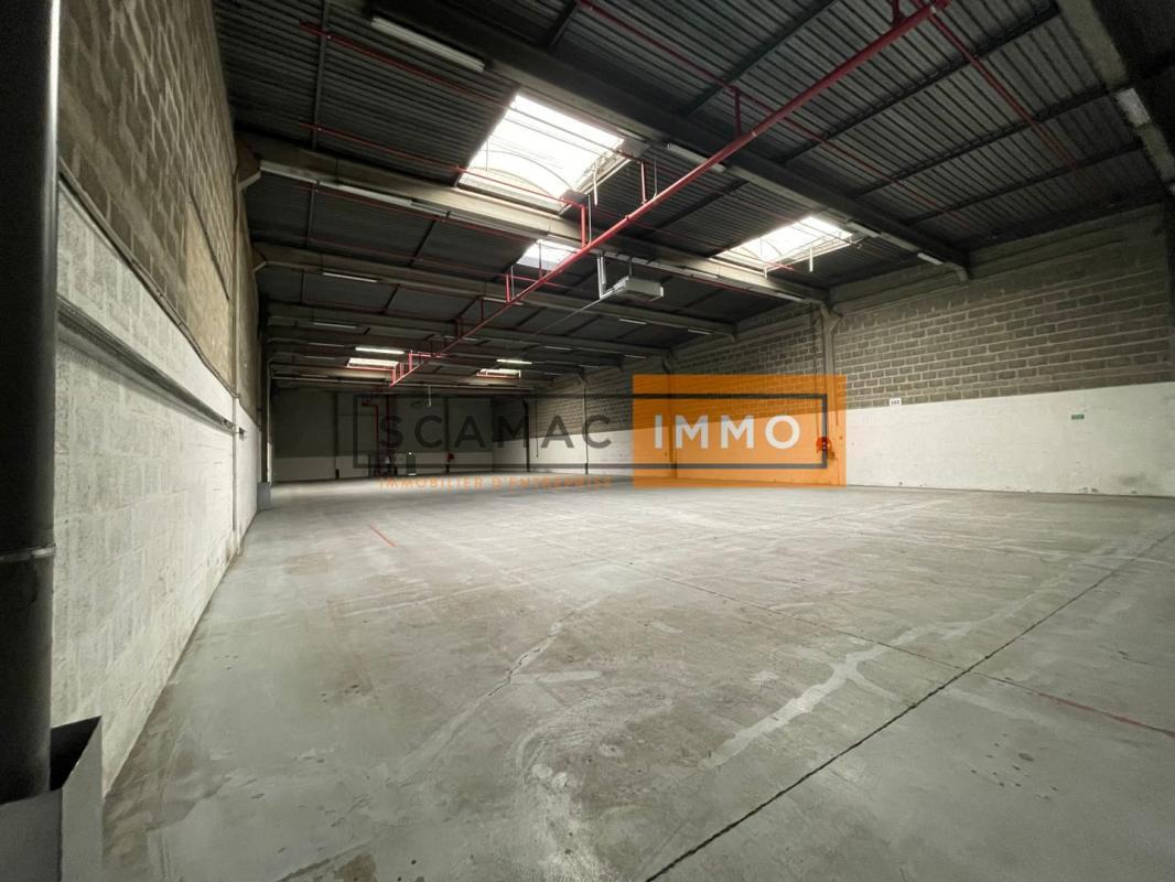 Industrial in Herblay-sur-Seine to rent Building Photo- Image 1 of 6