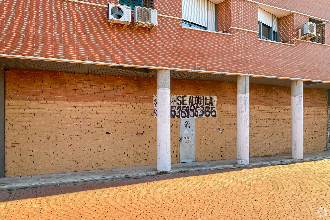 Calle Alcalde Pablo Montero Y Montero, 1, Leganés, MAD 28914 - Unit Puerta 02, Esc. 4 -  - Interior Photo - Image 1 of 2