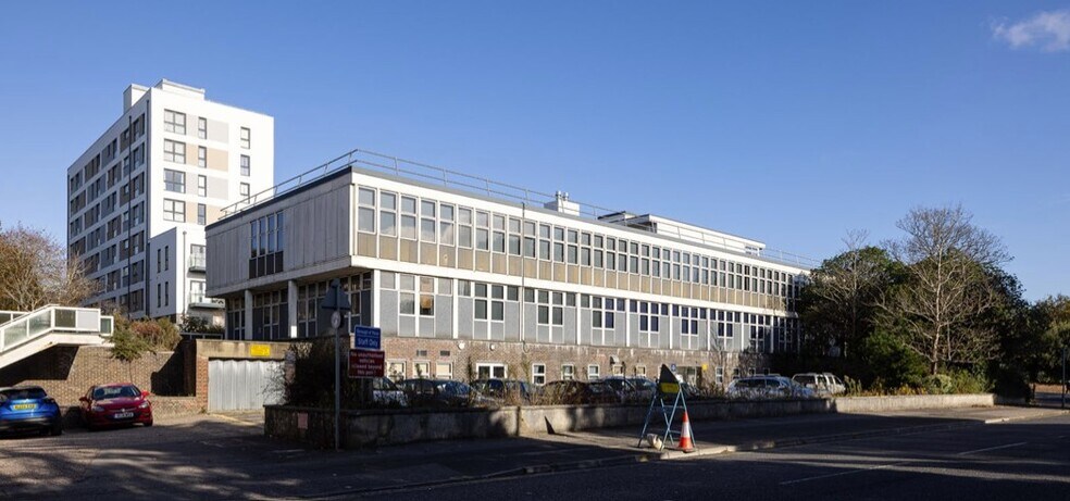 Park Rd, Poole for sale - Building Photo - Image 2 of 8