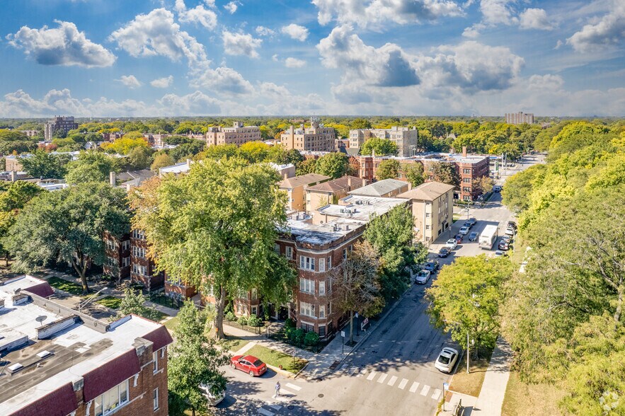 6700 S Clyde Ave, Chicago, IL for sale - Aerial - Image 3 of 5