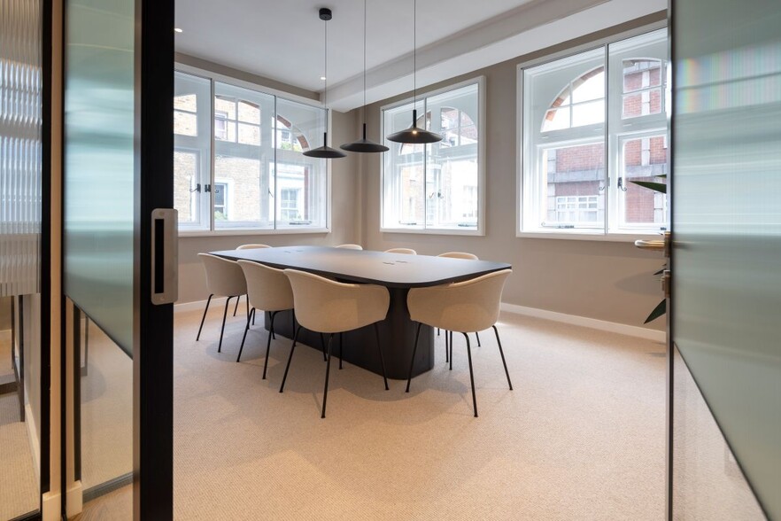 16-18 Beak St, London to rent - Building Photo - Image 2 of 7