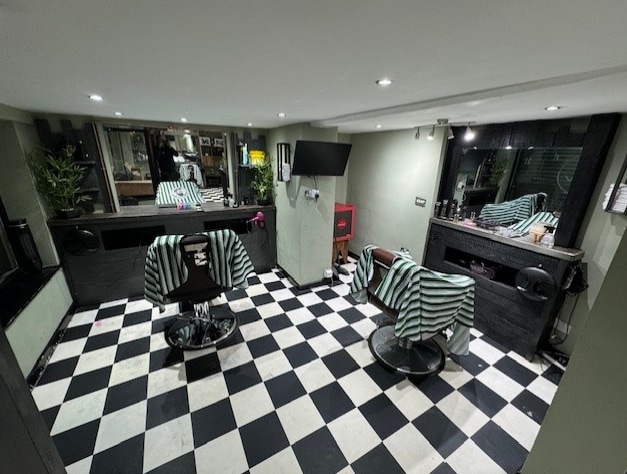 52 High St, Burton On Trent to rent Interior Photo- Image 1 of 2