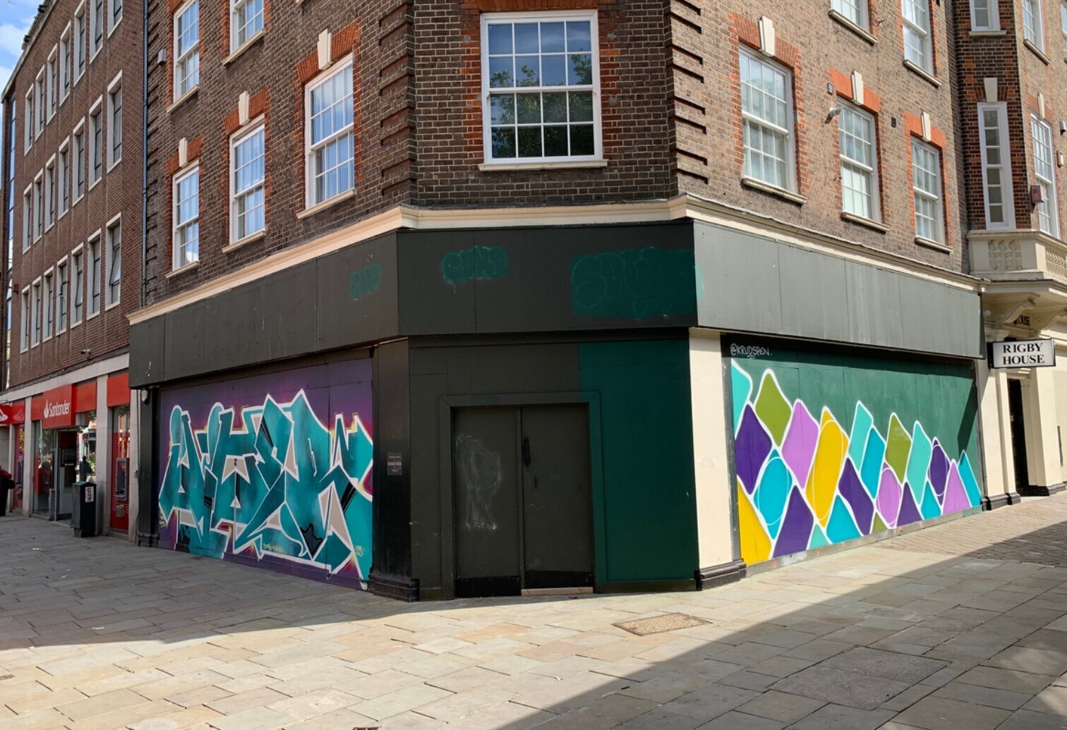 32 The Parade, Watford for sale Primary Photo- Image 1 of 1