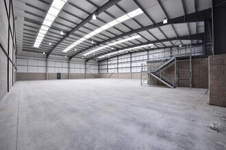 Penrhyn Rd, Prescot to rent Building Photo- Image 1 of 3