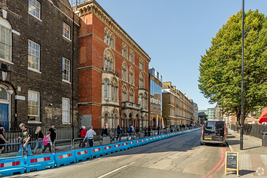 14-20 St Thomas St, London to rent - Building Photo - Image 2 of 9