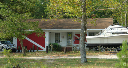 5447 Yadkin Rd, Fayetteville, NC for sale Primary Photo- Image 1 of 1